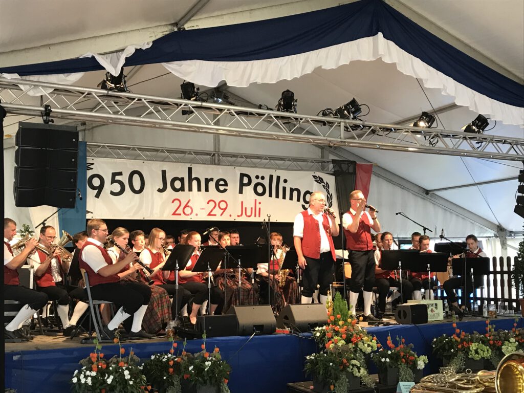Auftritt bei der 950-Jahr-Feier Pölling.